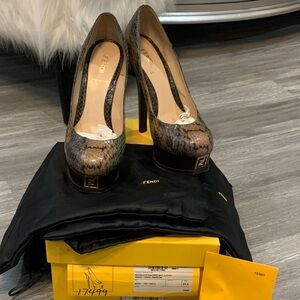 AUTHENTIC VINTAGE Fendi Brown Snakeskin Platform Pumps with FF Logo w dust bags